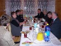 Gocie na kolacji w gospodarstwie Pani Haliny Grubarek w towni